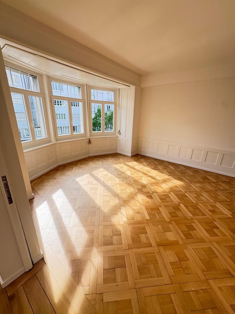 Jugendstil-Wohnung mitten im Seefeld (5)