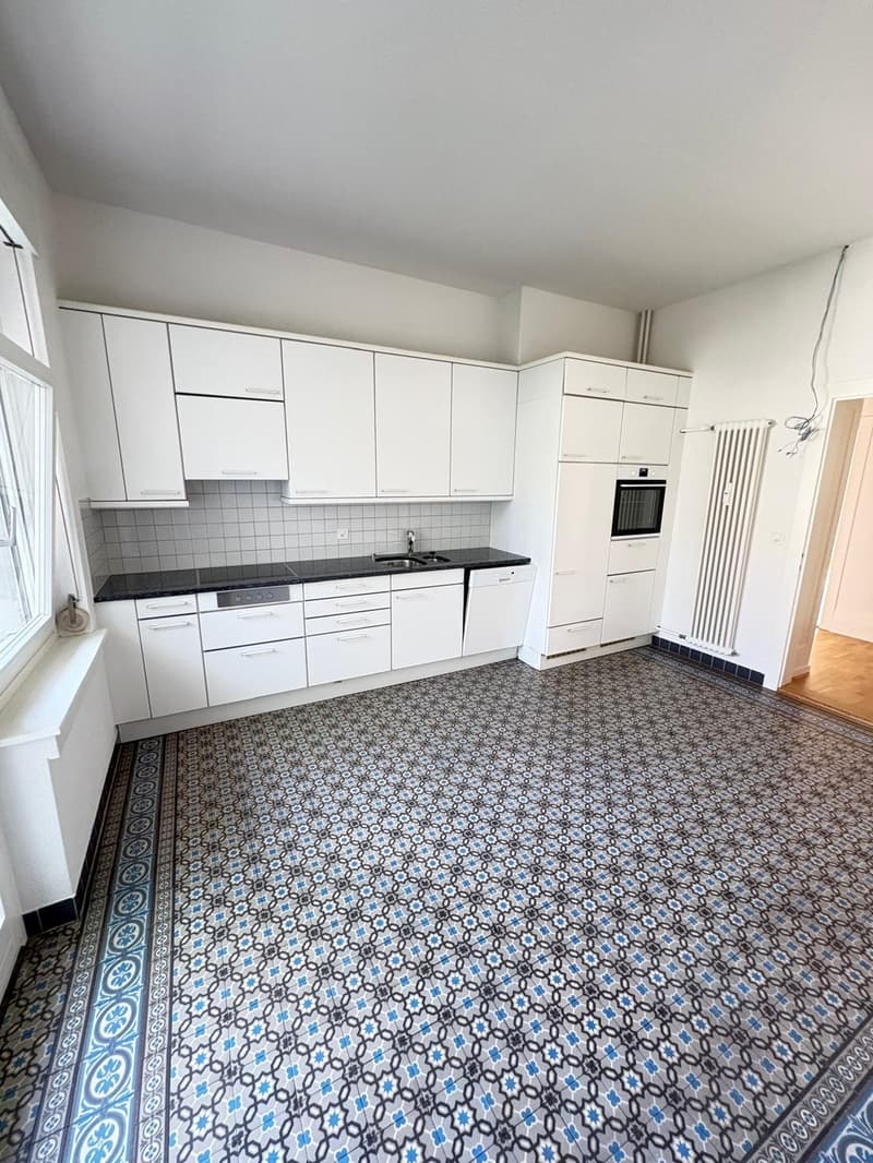 Jugendstil-Wohnung mitten im Seefeld (3)