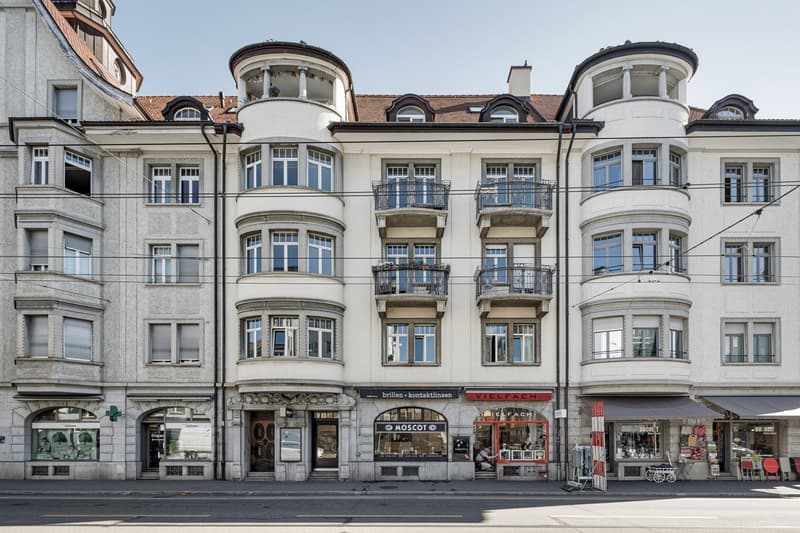 Jugendstil-Wohnung mitten im Seefeld (1)