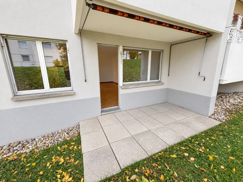Charmante 2.5 Zimmer-Wohnung im schönen Stäfa (6)