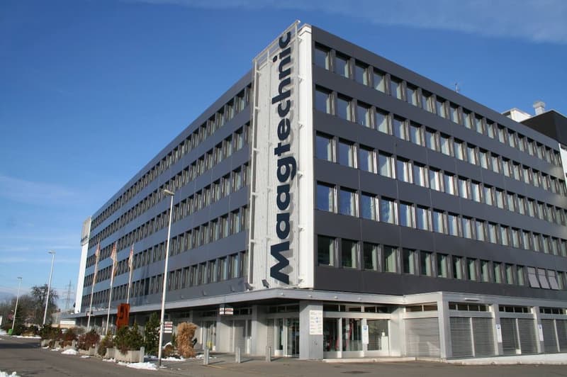 Attraktive und flexible Büroräumlichkeiten in Dübendorf (1)