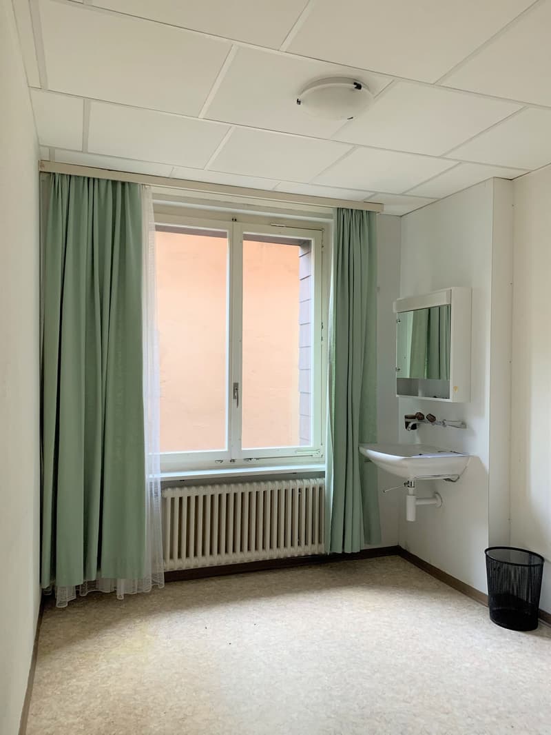 Zimmer unmöbliert