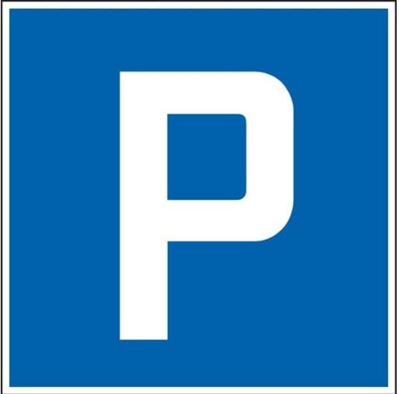 Autoabstellplatz in Einstellhalle in Embrach gesucht? (1)
