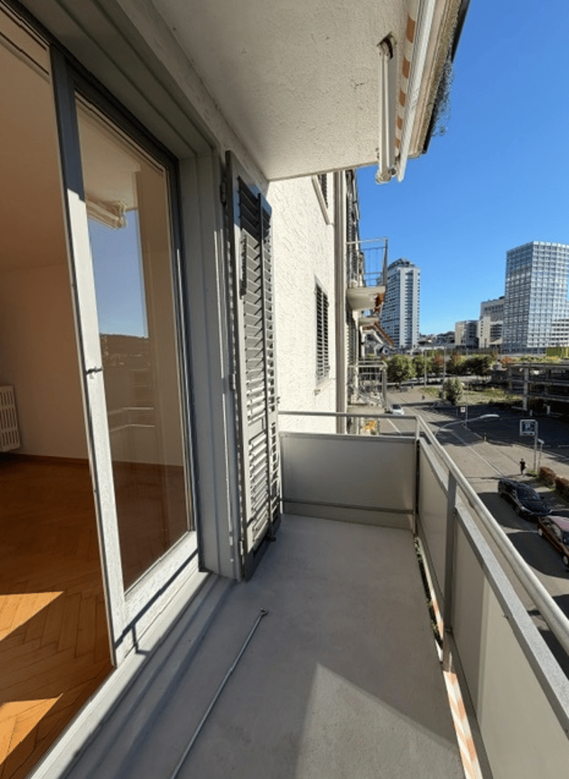 Helle 3-Zimmer-Wohnung in Zürich-Oerlikon zu vermieten! (7)