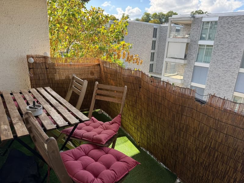 Helle 3-Zimmer-Wohnung mit Balkon in Kloten (6)
