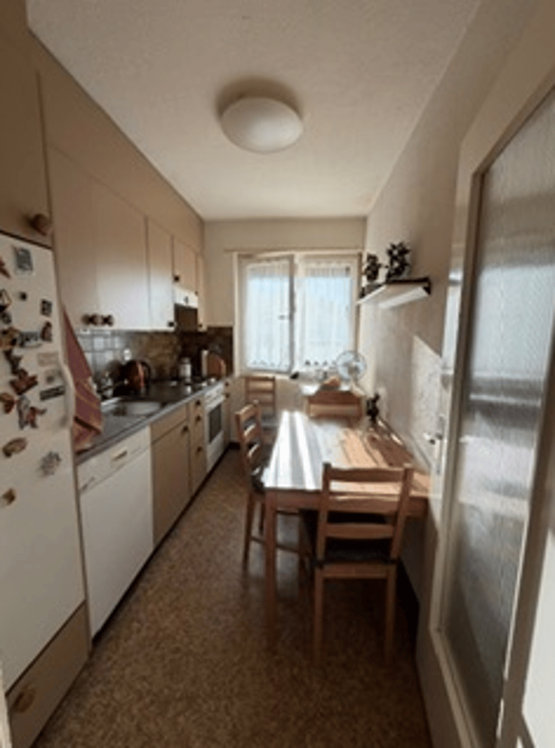 Helle 2-Zimmer-Wohnung mit Balkon in Kloten (8)