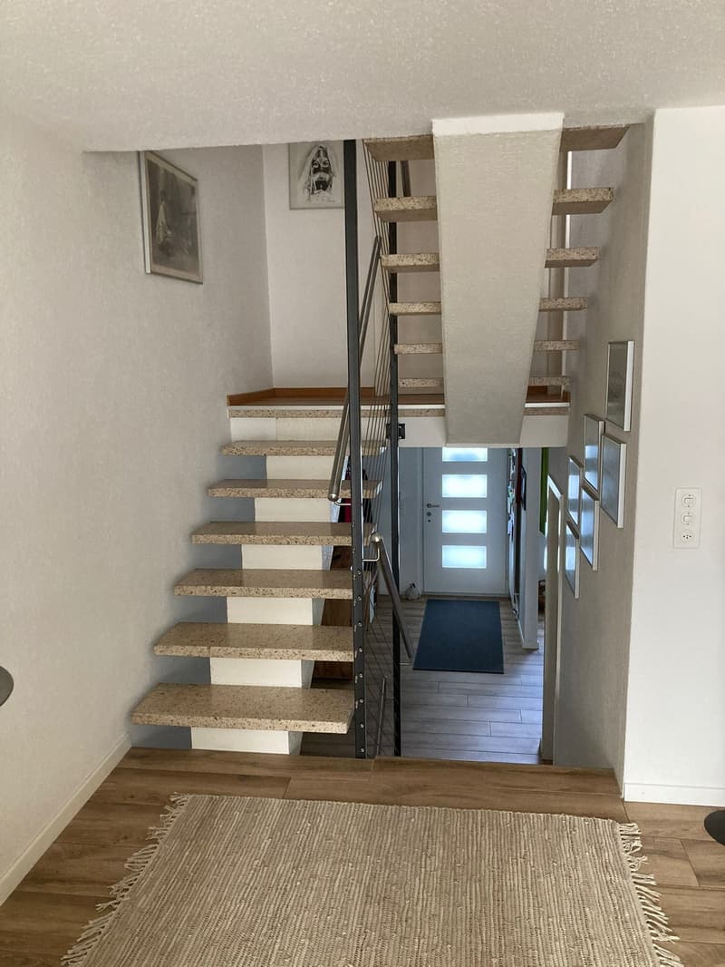 Charmantes 5.5-Zimmer-Reihenhaus in ruhiger Lage von Gossau (7)