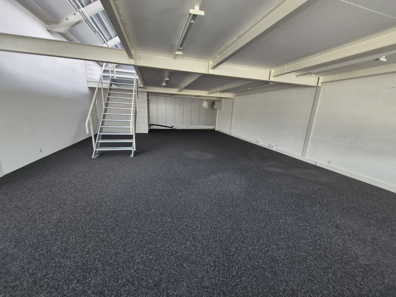 Surface de bureaux attractive & climatisée dans la zone industrielle André-Piller (10)