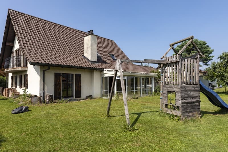 Villa individuelle de 6 pièces avec jardin et véranda à Marly (4)