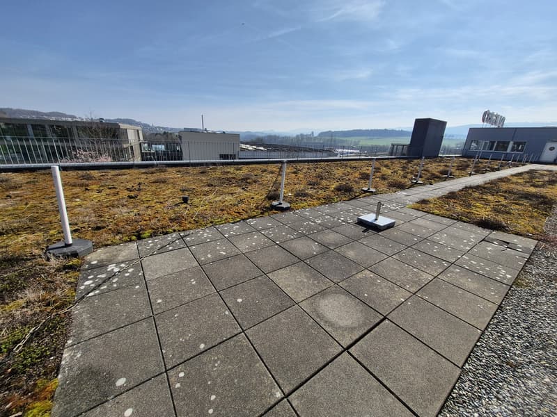Bureaux lumineux et modulables/divisibles dans un emplacement central proximité de lautoroute (13)