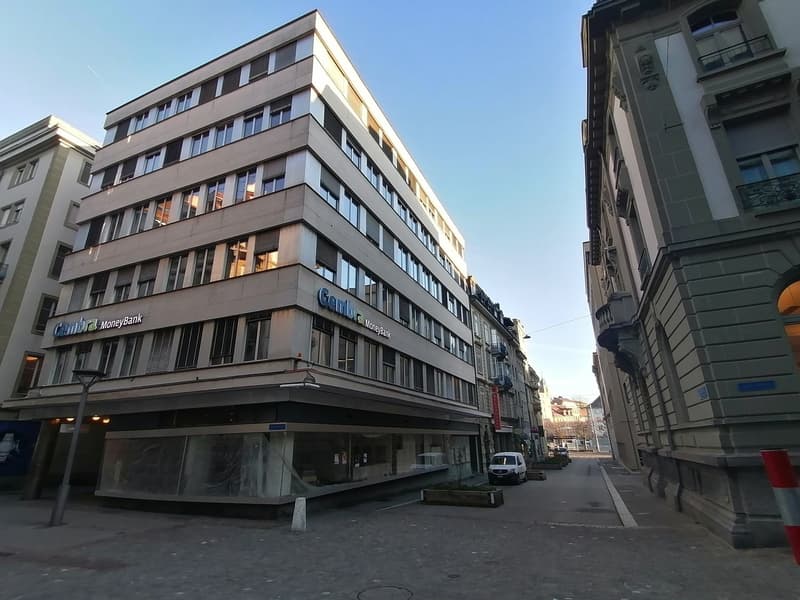 Immeuble Banque 1
