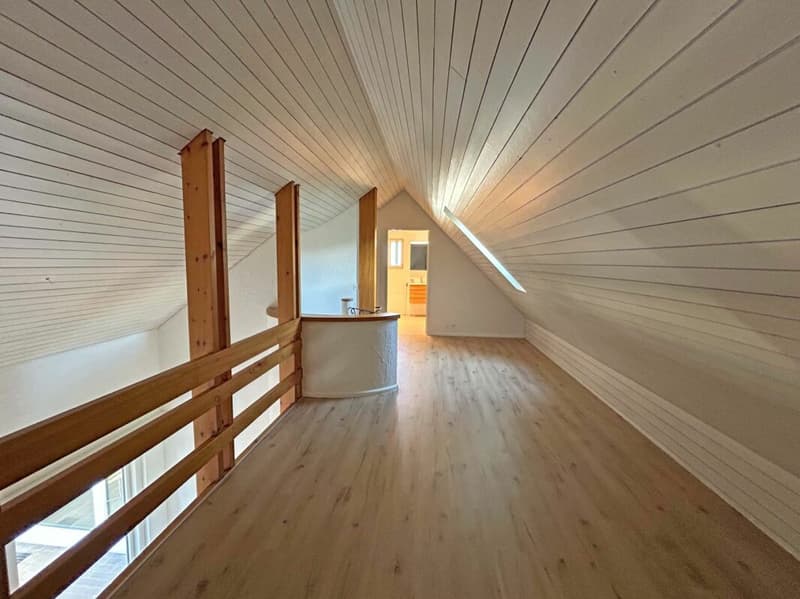 Wohnen mit Ausblick - 4.5-Zimmer-Maisonettewohnung mit moderne Küche (8)