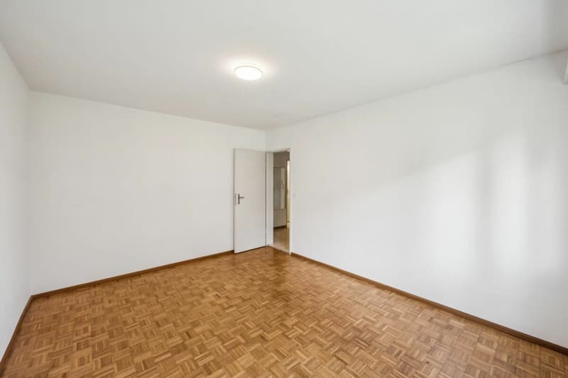 Alle Zimmer sind mit Parkettboden ausgestattet