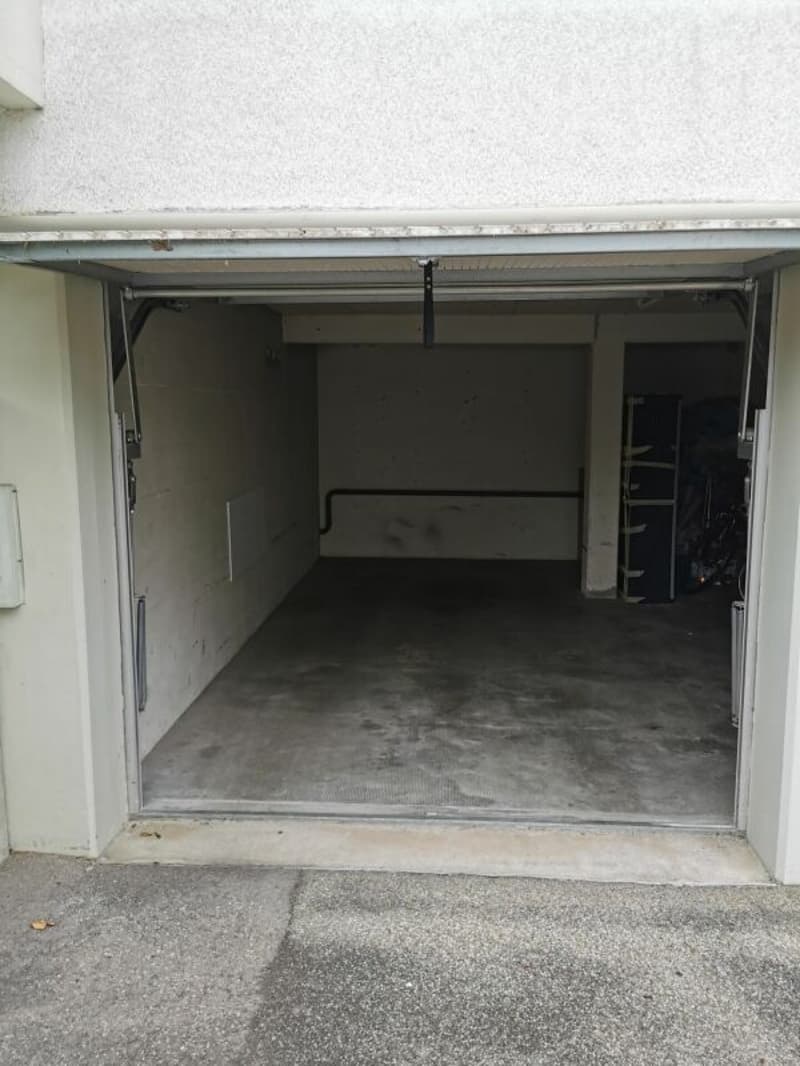 Garage in Binningen zu vermieten! (3)