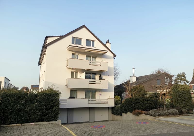 Aussenansicht Aussenparkplatz