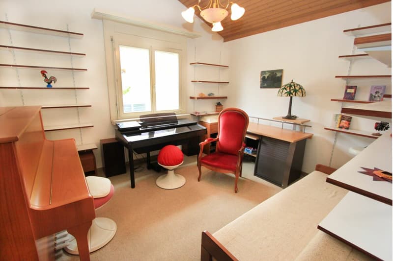 Das dritte Zimmer lässt sich individuelle Nutzen, zum Beispiel als Büro