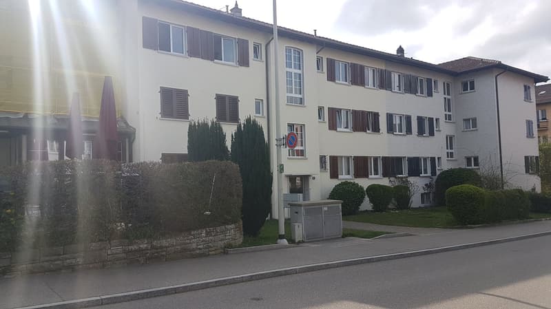 schöne Wohnung an guter Lage (1)
