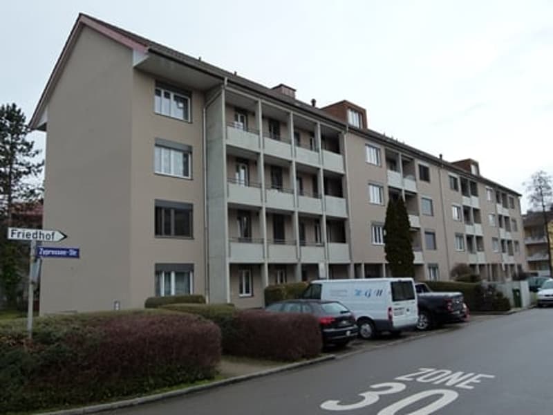Parkplatz in Tiefgarage (1)