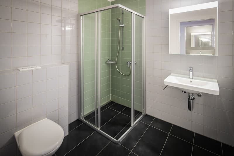 Bagno con doccia