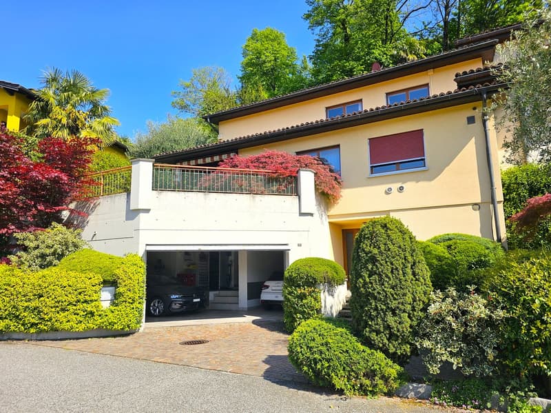 Mendrisio: Deliziosa casa unifamiliare contigua con splendido giardino e vista panoramica (1)