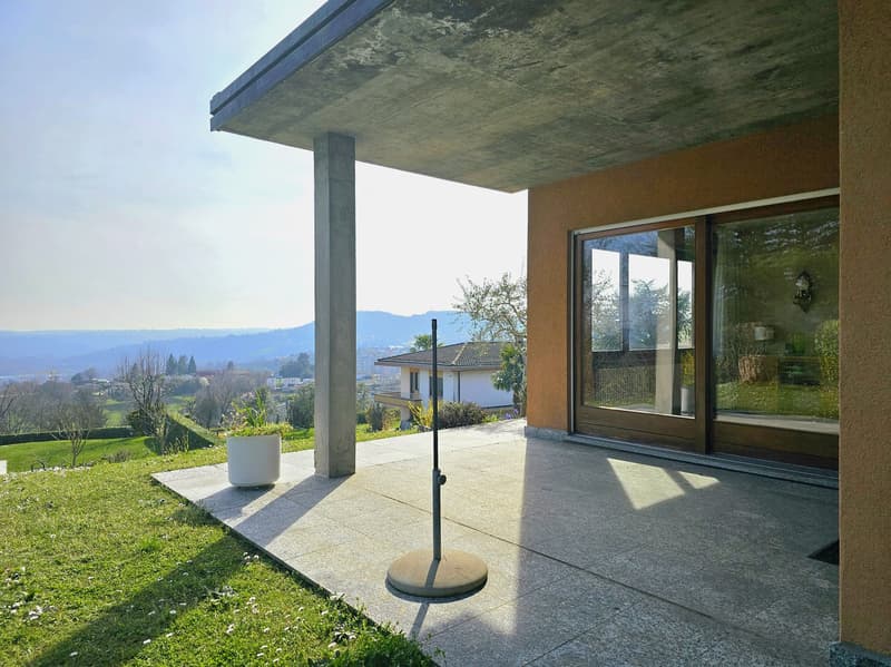Castel San Pietro Corteglia: importante villa unifamiliare con vista dominante sulle colline (3)