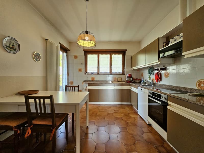 Castel San Pietro Corteglia: importante villa unifamiliare con vista dominante sulle colline (10)