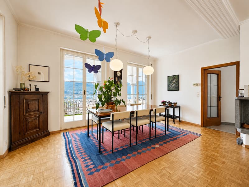 Mendrisio: Magnifica villa unifamiliare con ampio giardino e vista dominante (12)