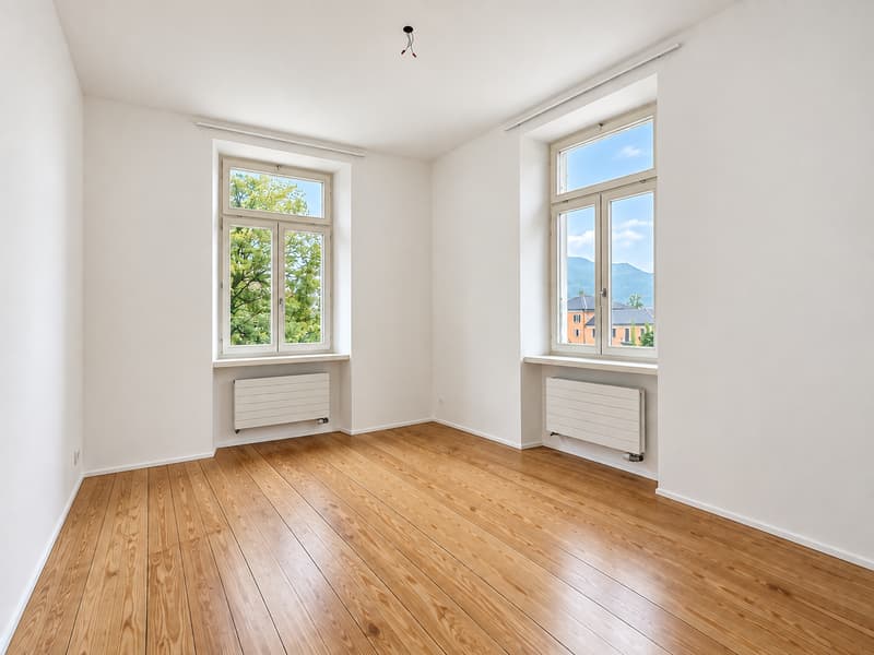 Bellinzona: Affittasi elegante e rinnovato 4.5 locali in stabile d'epoca a due passi dal centro (7)