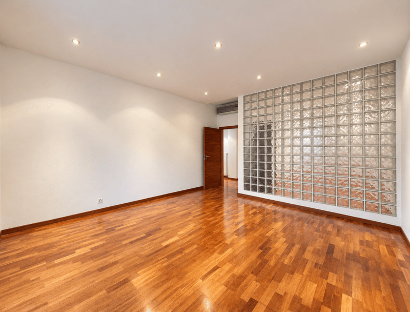 Chiasso: Elegante ufficio di rappresentanza 5 locali in zona centrale (6)