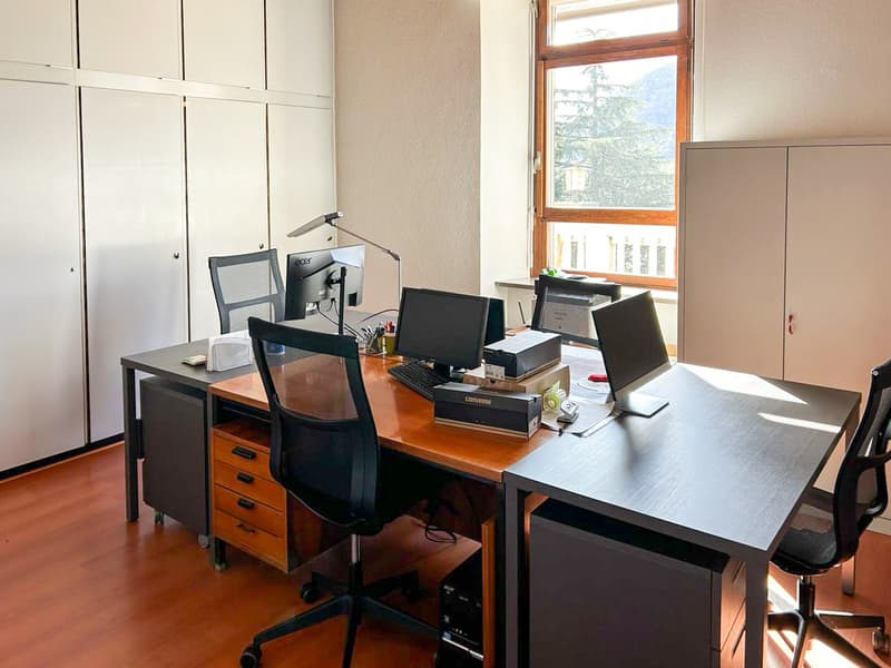 UFFICI MODULABILI CON PARCHEGGIO (4)