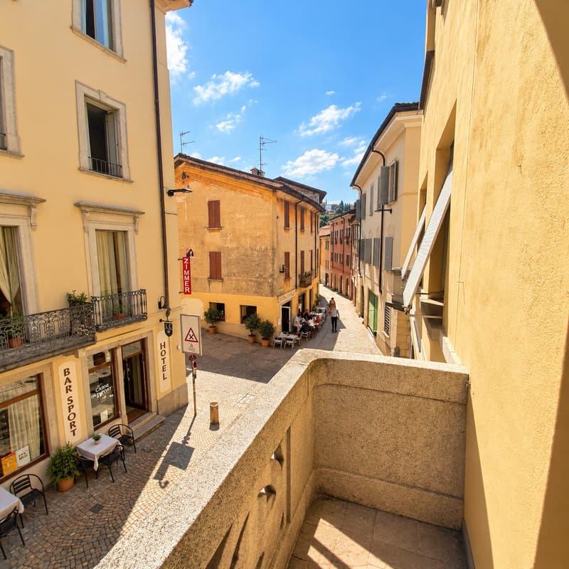 APPARTAMENTO 4.5 LOCALI RISTRUTTURATO (9)