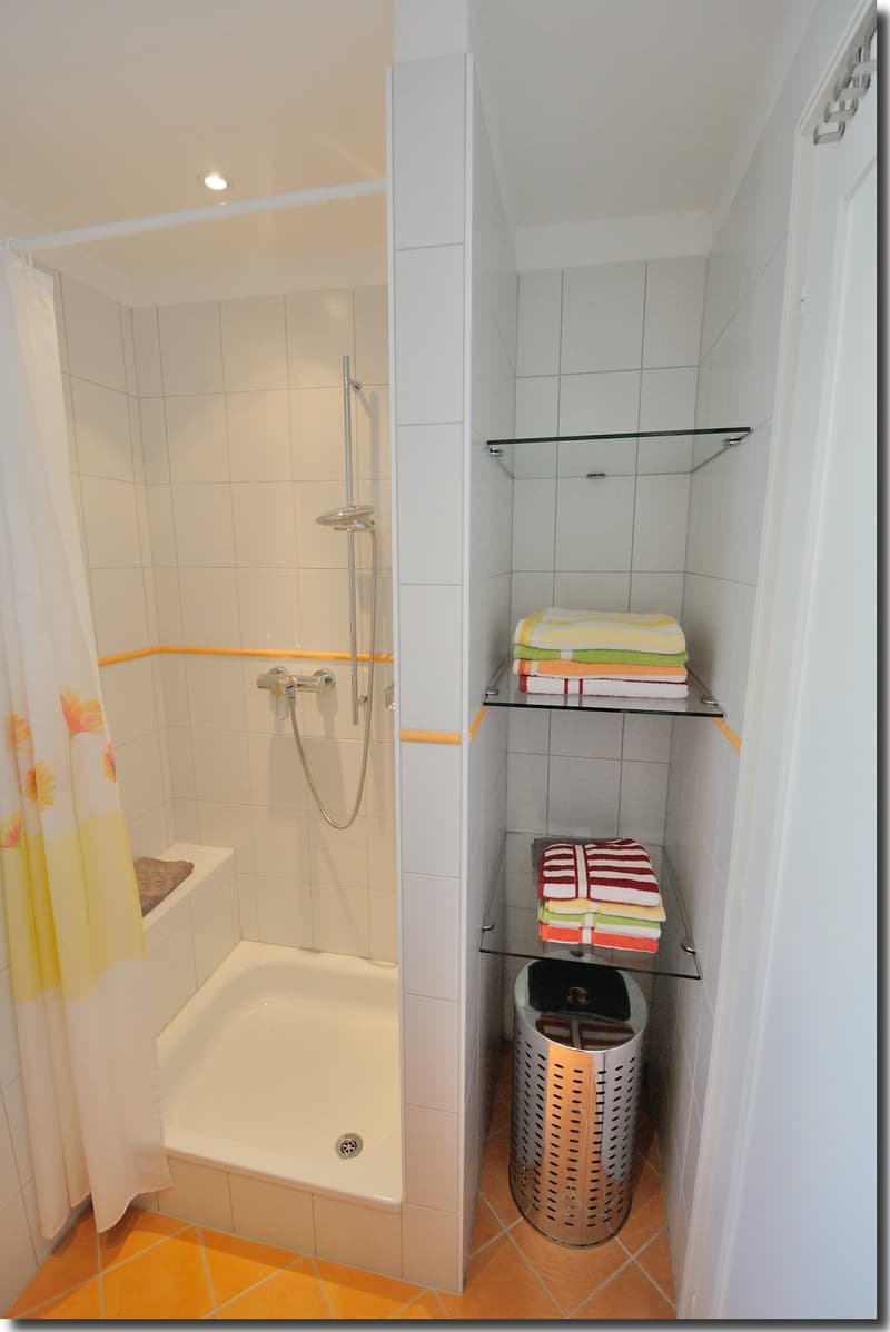 Bad mit Dusche
