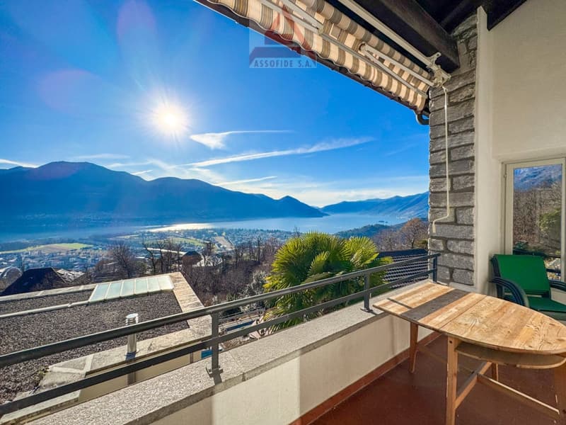 balcony, table, chairs, mountain view
