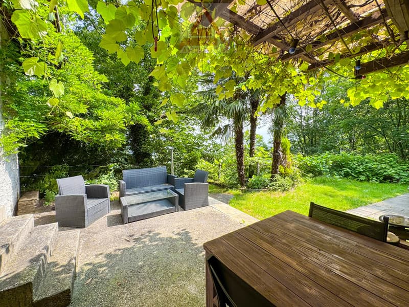 Casa immersa nel verde / Haus mitten im Grünen (5)