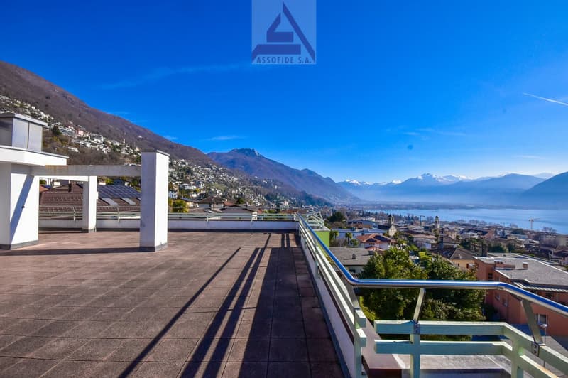 Attico da sogno con vista panoramica / Traumhafte Attikawohnung mit Panoramablick (7)