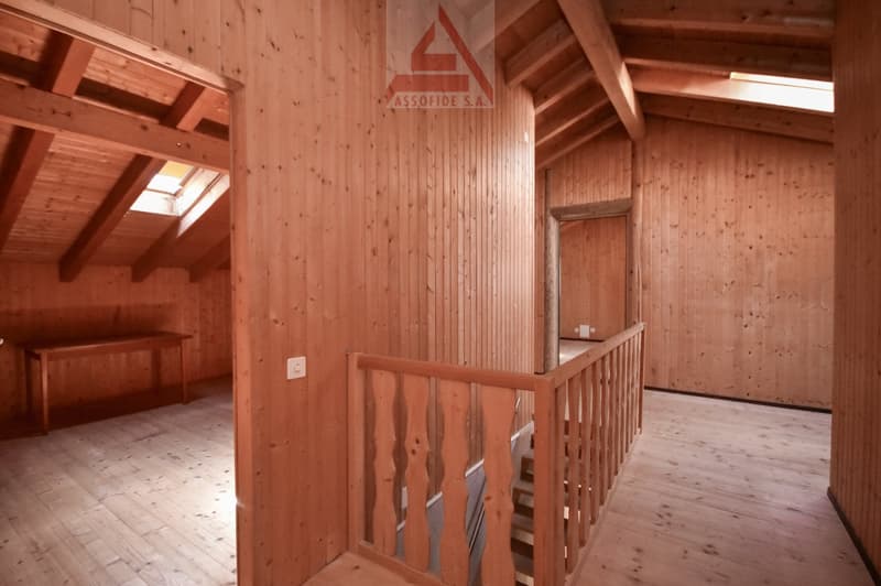 Casa di 10.5 locali / 10.5 - Zimmer - Haus (6)