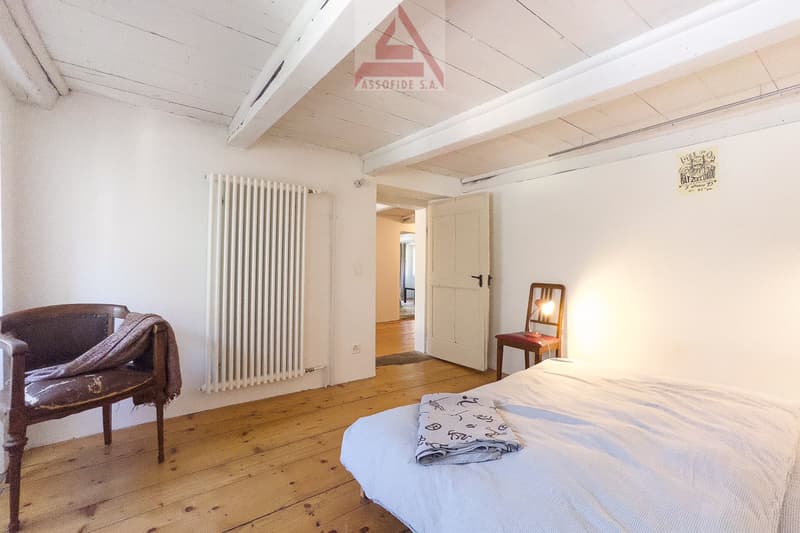 Affascinante casa ticinese / Charmantes Tessinerhaus (10)