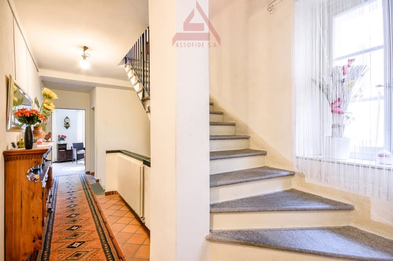 Tipica casa ticinese / Typisches Tessinerhaus (5)