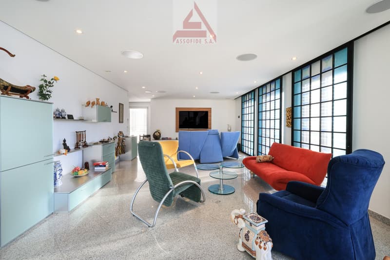 Prestigioso attico di 5.5 locali vista lago/Prestigioses 5.5-Zimmer-Attika mit Seeblick (4)