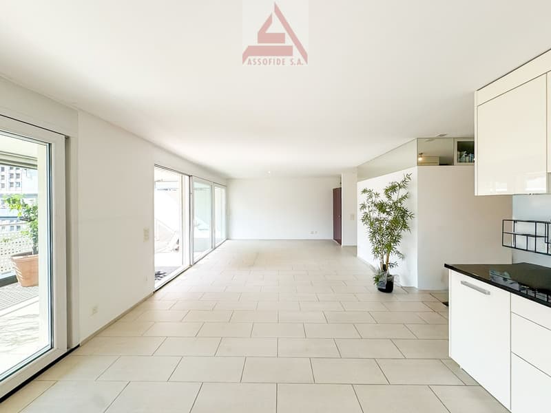 Attico con terrazza panoramica / Attika-Wohnung mit Panoramaterrasse (4)