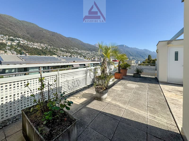 Attico con terrazza panoramica / Attika-Wohnung mit Panoramaterrasse (11)