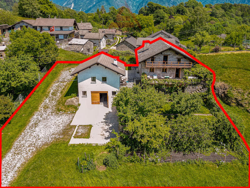 Paradiso di 4.5 locali a Buseno / Paradies mit 4.5 Zimmern in Buseno (11)