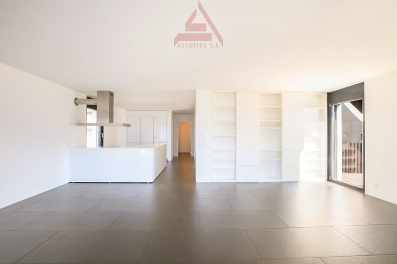 App. con stupenda vista lago / Wohnung mit traumhafter Seesicht (4)