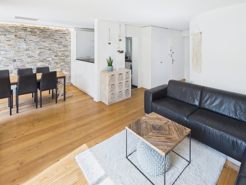 Stilvoll renoviertes 6.5 Zimmer-Reiheneinfamilienhaus (3)