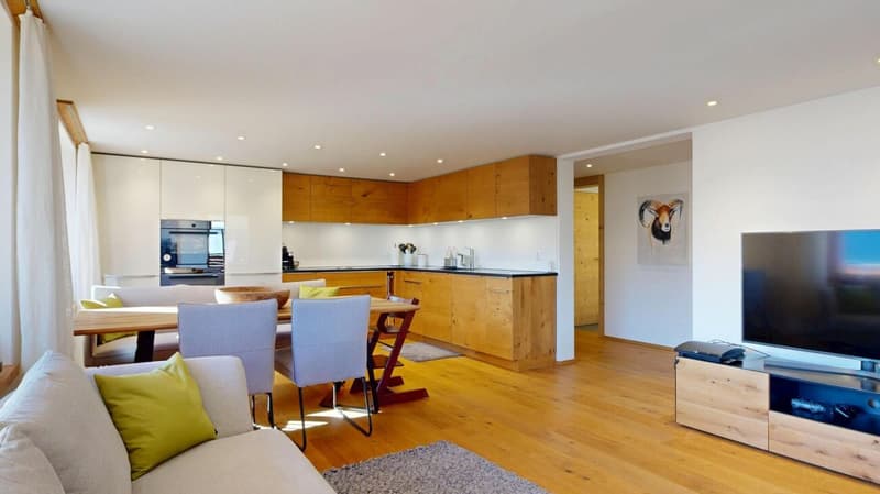 Pany: Sonniges Zuhause mit Garten und Weitblick (2)