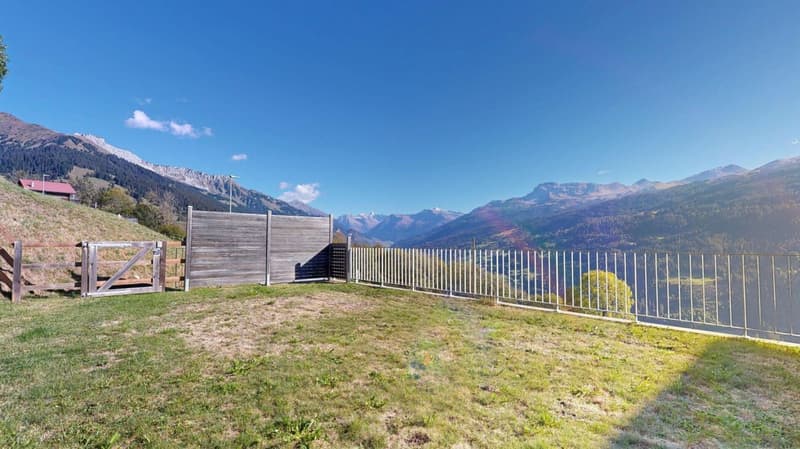 Pany: Sonniges Zuhause mit Garten und Weitblick (14)