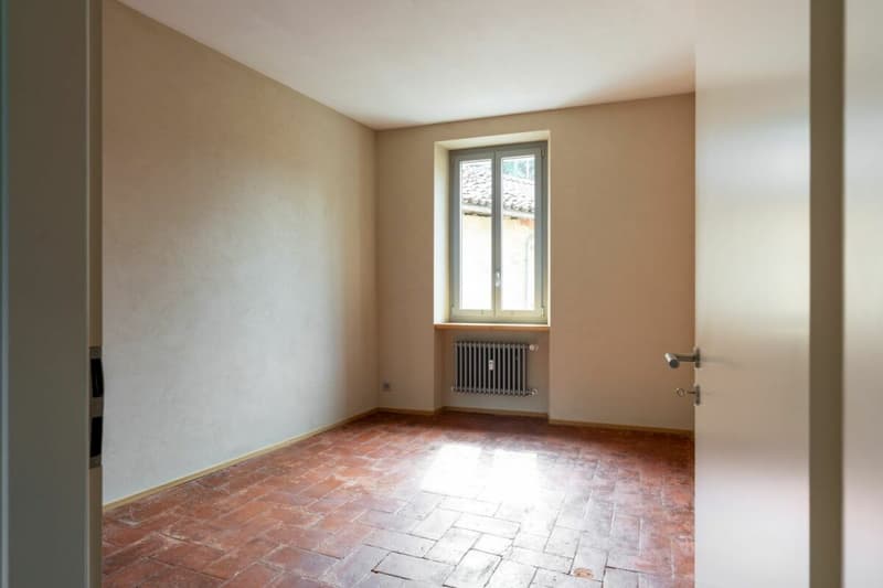Aranno appartamento riattato al 1° piano (7)