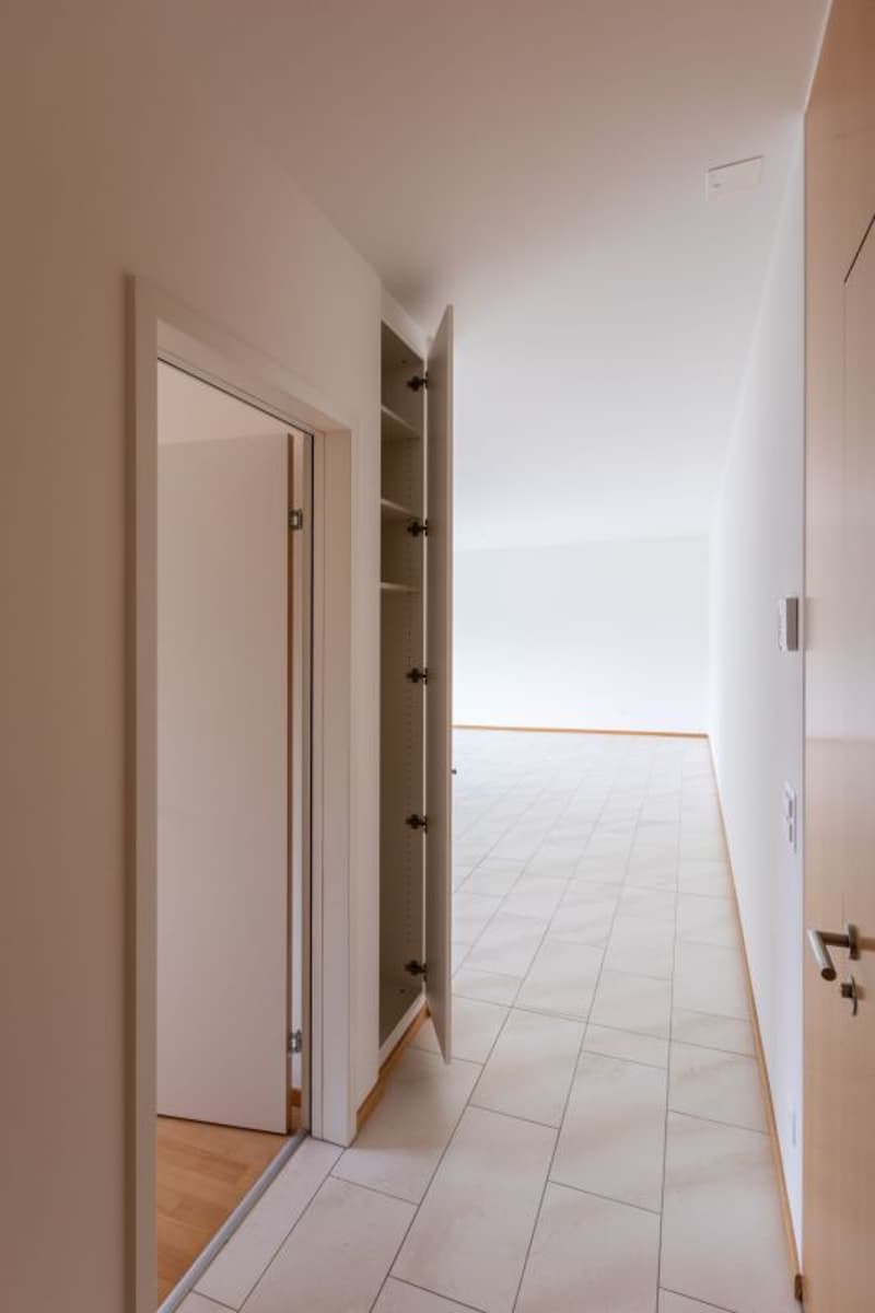 Affittasi appartamento in posizione centrale moderno di 3 1/2 locali (11)