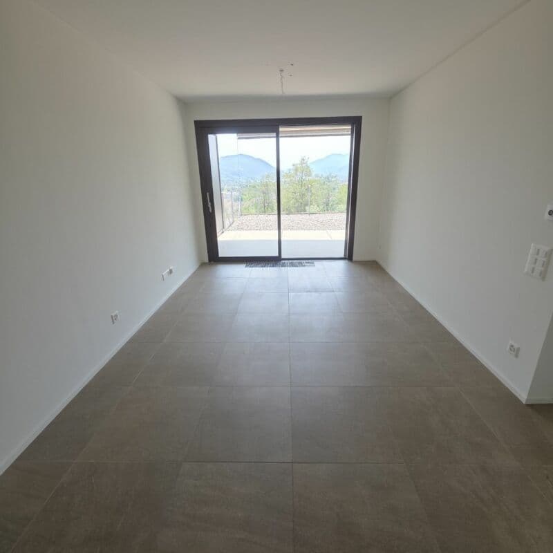 Affittasi a Bioggio 2.5 locali con vista lago e raffrescamento (3)