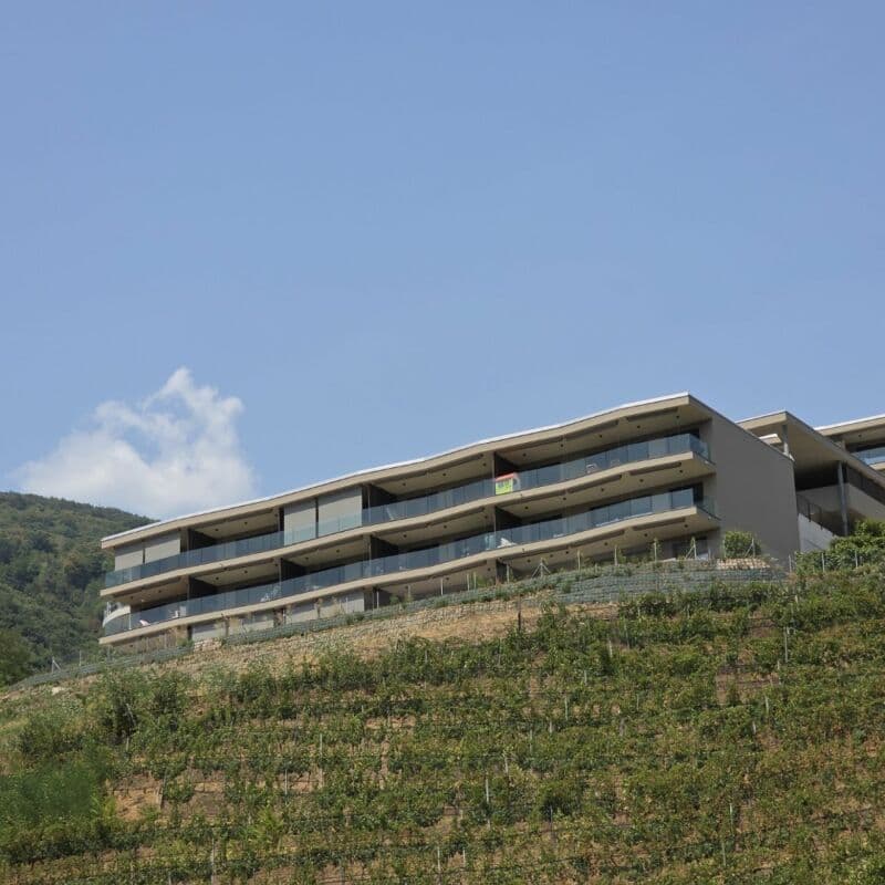 Affittasi a Bioggio 2.5 locali con vista lago e raffrescamento (1)